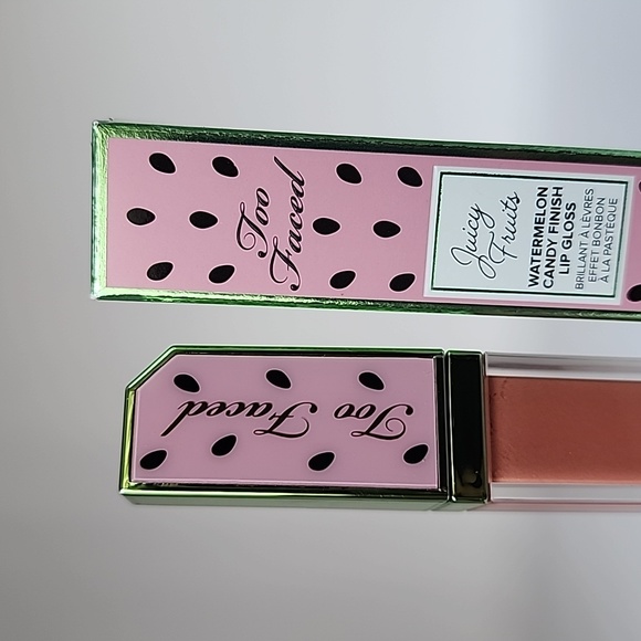 Too Faced Juicy Fruits Watermelon Candy Finish Lip Gloss - A Melon Reasons - Picture 3 of 8